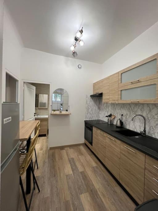 Tres Bel Appartement Neuf Авиньон Екстериор снимка